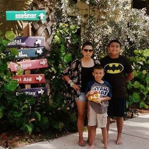 Meet your Posher, Lori